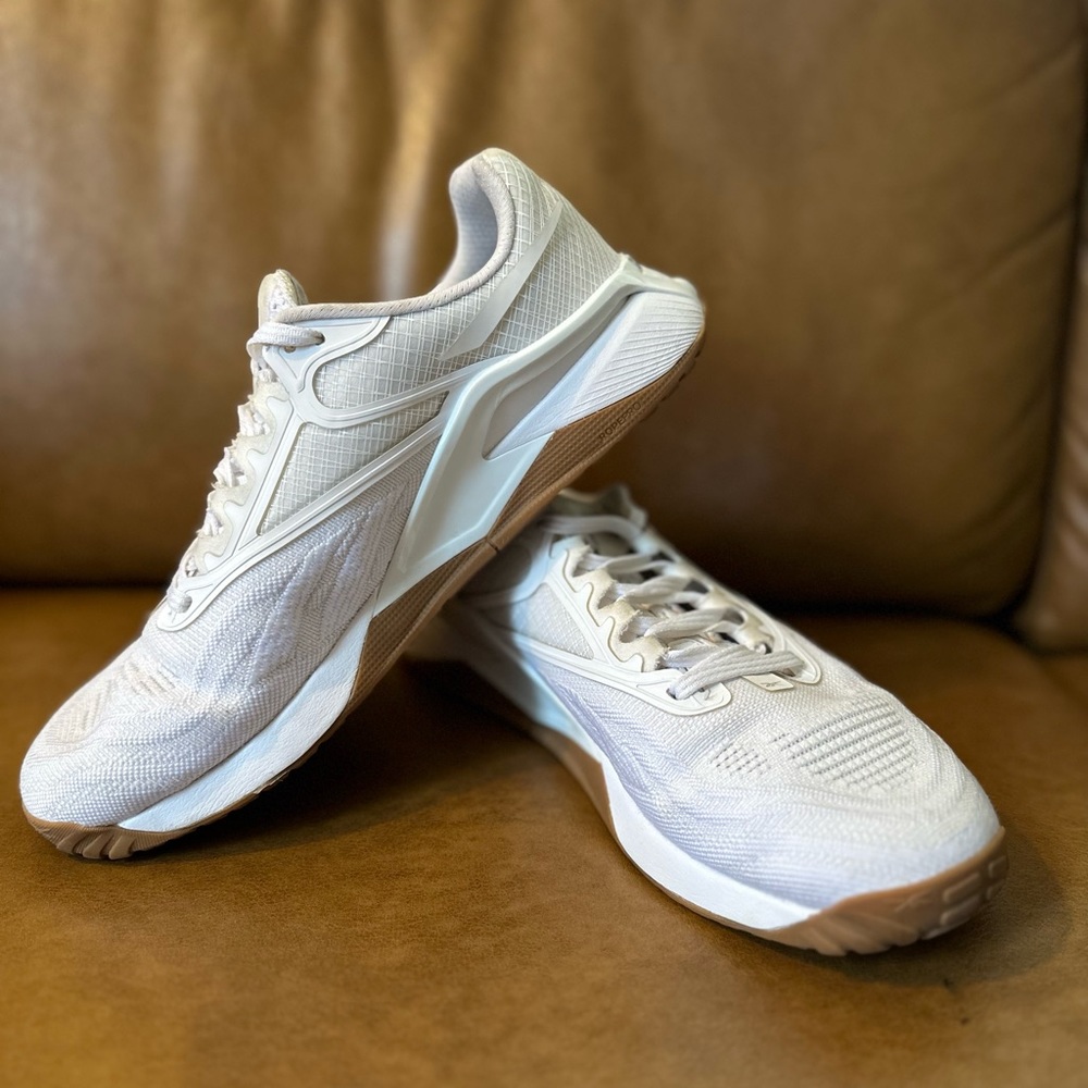 Reebok Nano 2.0 Size 8 Womens Sneakers in White